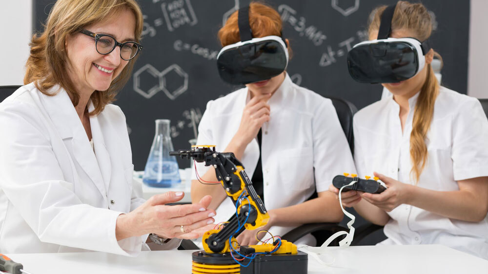 врачи в белых халатах тестирует vr технологии
