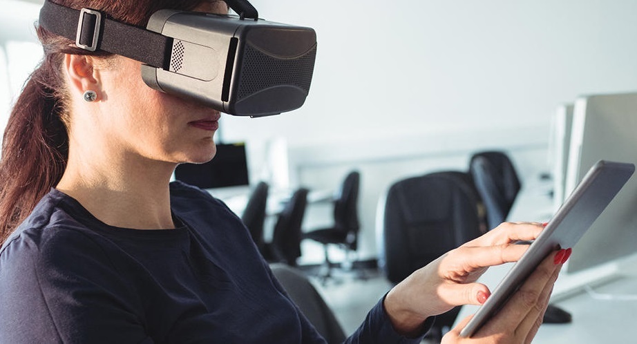 Как VR технологии помогают в сфере образования